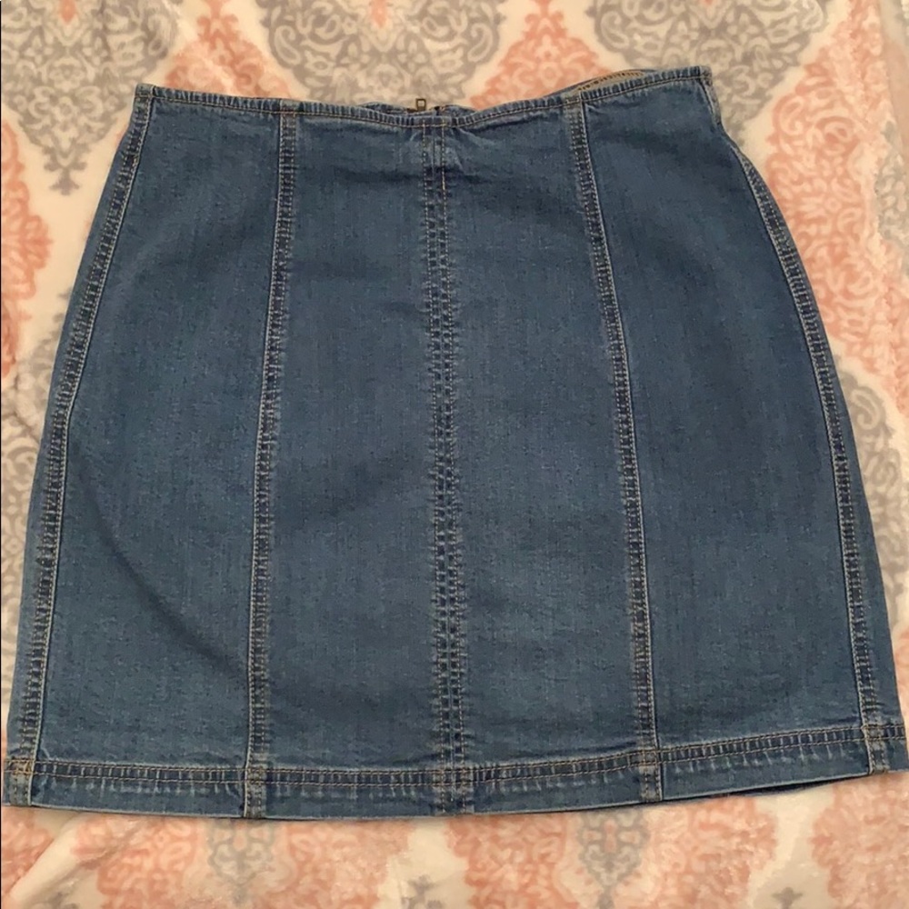 Short jean skirt!!!!